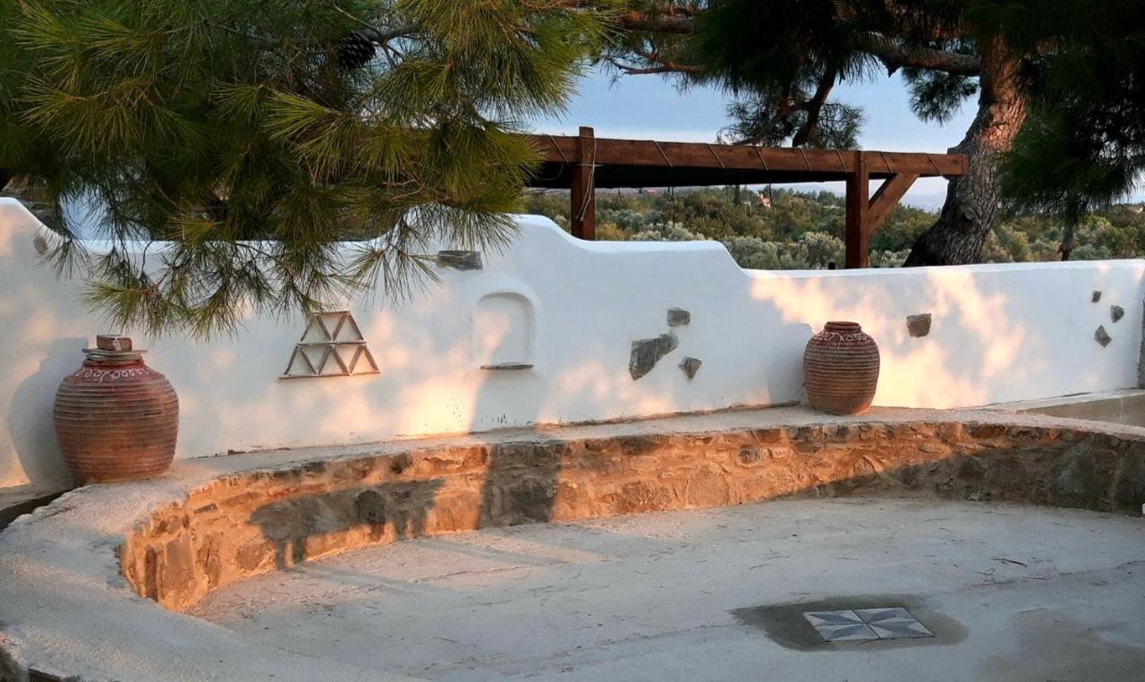 Aspros Pyrgos Volissos