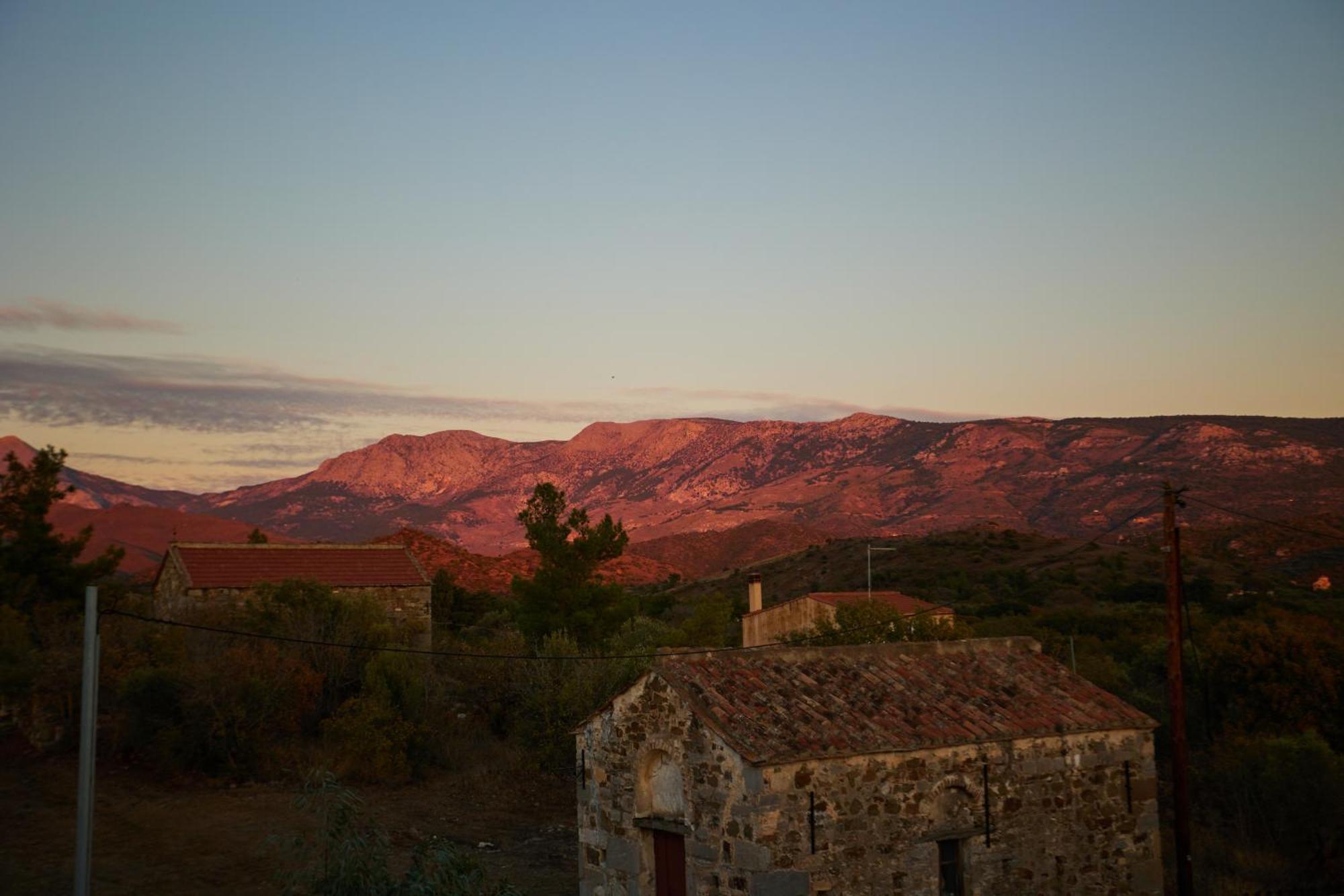 Holiday home Aspros Pyrgos *